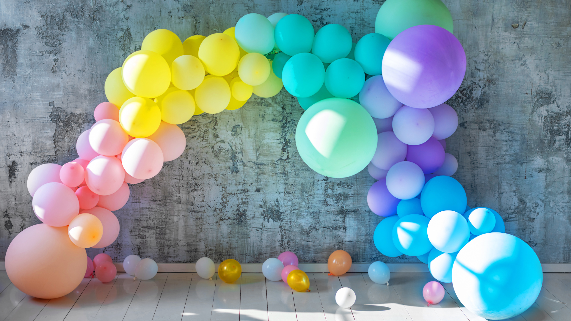 Make Your Next Event Unforgettable with Balloon Arches in Seattle