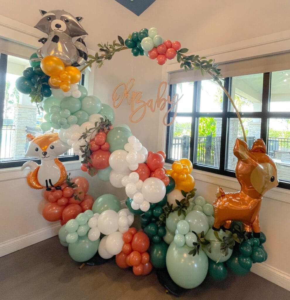 animal balloon garland