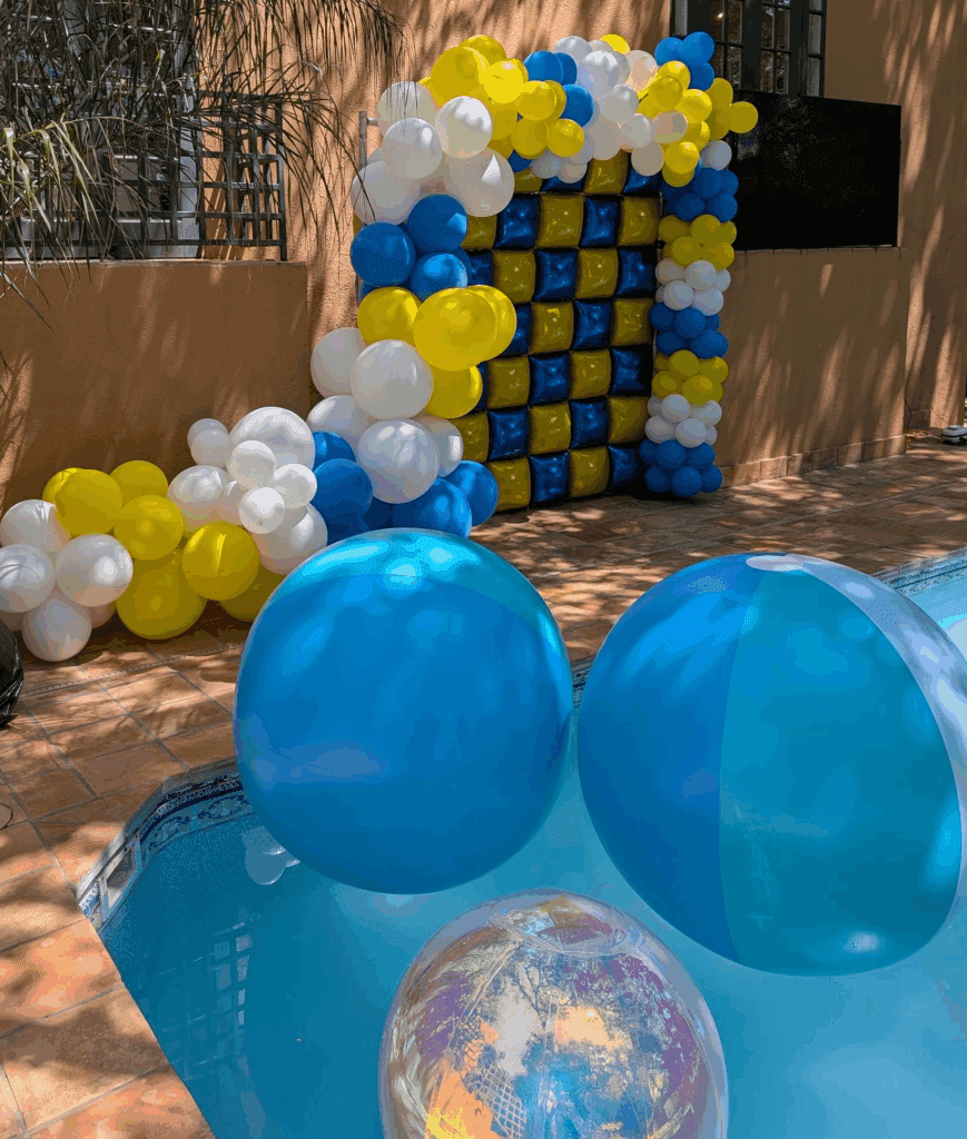 saballoons-balloon-garlands–2812-29-2b2d8683-ee95ce23